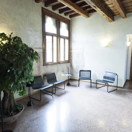In Contesto Storico * Noale
